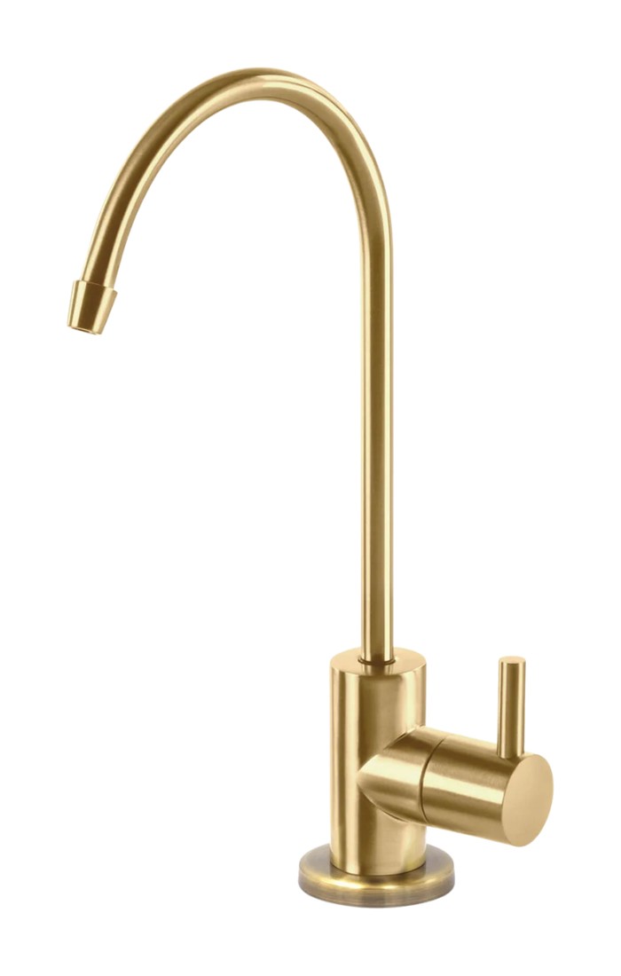 The drinking-water faucet in brushed gold